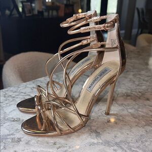 👠 Steve Madden Rose Gold Strappy Stiletto Heels Sz 5.5